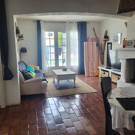 Maison Au Calme Sur Arles Villa Екстериор снимка