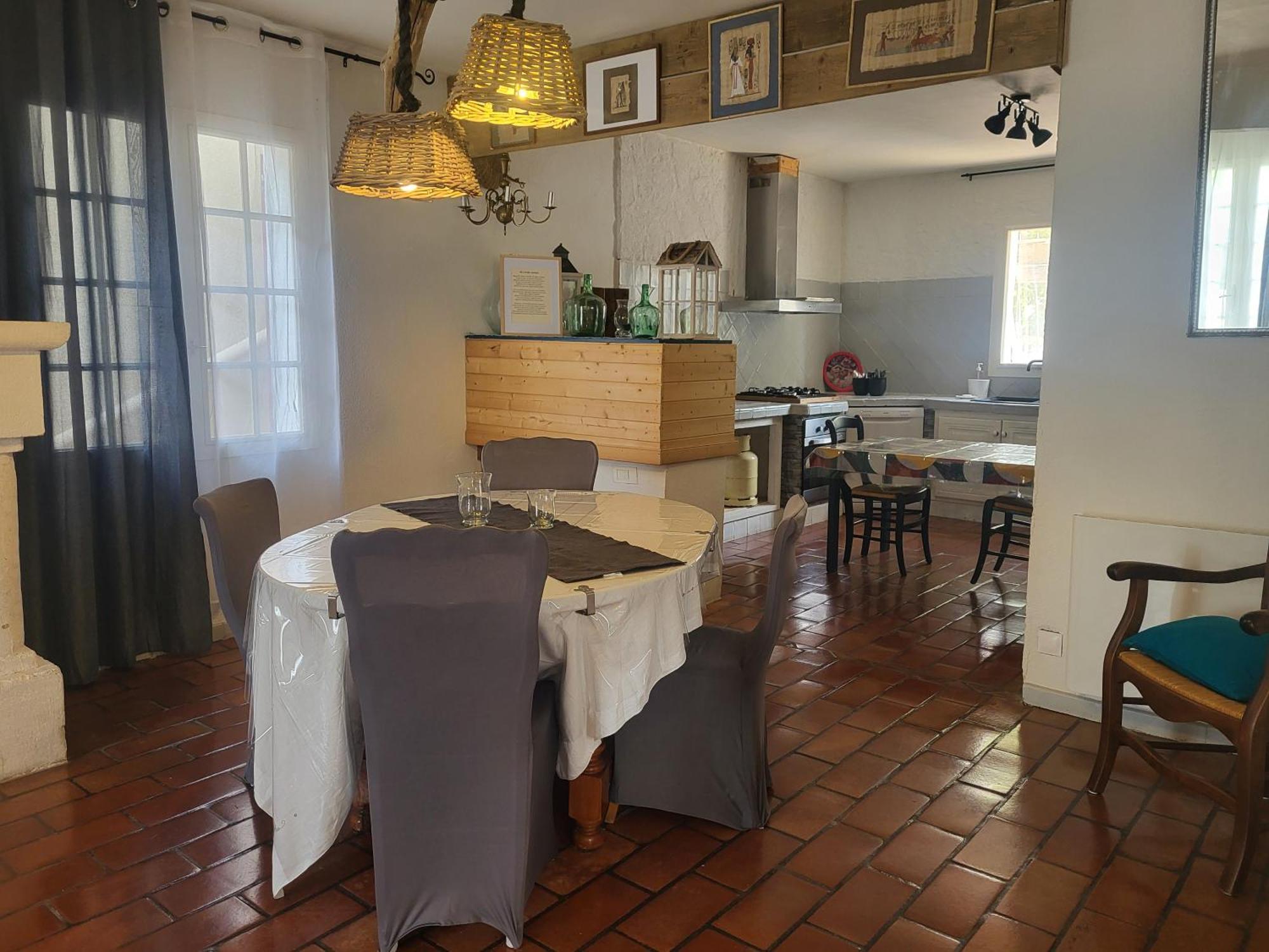 Maison Au Calme Sur Arles Villa Екстериор снимка